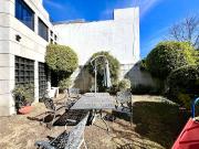 VENTA DE CASA EN BOSQUES DE LAS LOMAS CON JARDÍN