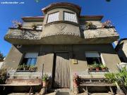VENTA: Casa con jardín en Cueto