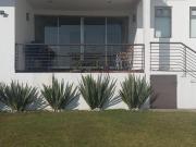 VENTA CASA CON JARDIN VISTA PANORAMICA LOMAS VERDES 6TA SECC