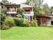 VENTA CASA CON JARDÍN Y ALBERCA EN LA CAPILLA VALLE DE...