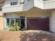 VENTA CASA CON LOCAL COMERCIAL Y AMPLIO GARAGE