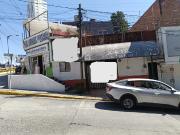 VENTA OFICINA CON LOCALES