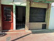 VENTA CASA CON LOCALES EN BELLA VISTA