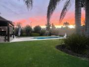 VENTA CASA CON PARQUE QUINCHO Y PILETA DEL VISO