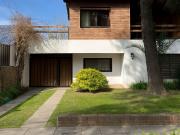Venta casa con pileta 5 ambientes Adrogue