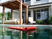 VENTA CASA CON PISCINA EN KARIBANA