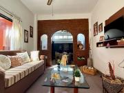 Venta Casa con Quincho en Billinghurst