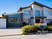 VENTA CASA CON QUINCHO Y PILETA CLIMATIZADA R.G