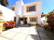 Venta Casa con Recámara en PB, Fracc. Fincas Jiutepec...