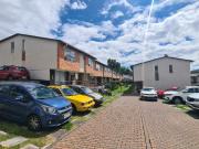 VENTA CASA CONJUNTO HABITACIONAL, AMENITIES, LA MOYA,...