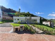 Venta casa conjunto un nivel sector San Bernardo del...