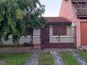 VENTA CASA CUATRO AMBIENTES CON PATIO EN ESPELETA