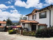 Venta casa nueva Cumbayá, cerca a la Ruta Viva 3dormitorios