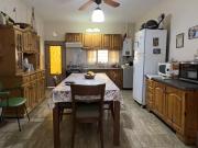 Venta casa de 2 dormitorios en Tiro Suizo con Galpón