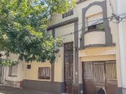 VENTA CASA DE 2 PLANTAS 4 DORMITORIOS EN ARROYITO