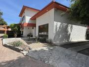 VENTA | Casa de 347m2 con 3Rec, 3½Baños, Jurica, Qro