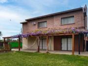 VENTA Casa de 3 dormitorios con jardin y pileta.... VENTA Casa de 3 dormitorios con jardin y pileta....