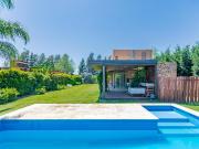 Venta Casa de 3 dormitorios, pileta y jardín Puerto Roldán