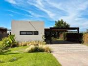 VENTA Casa de 3 dormitorios Roldan