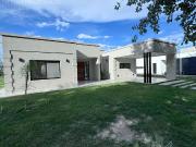 Venta Casa de 4 Ambientes a estrenar APTA CRÉDITO Haras...