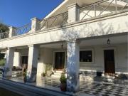 VENTA Casa de 4 dormitorios c/ cochera en Barrio El Golf