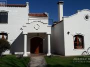 Venta Casa de 4 dormitorios Campos del Virrey Camino a...