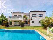 VENTA CASA DE 4 DORMITORIOS EN CITY BEL