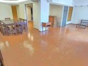 VENTA CASA DE 5 AMB MÁS GALPON CON COCHERAS EN VILLA...