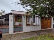 Venta Casa de 5 Ambientes con pileta, Ariel Del Plata,...