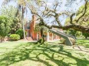 VENTA CASA DE 5 AMBIENTES EN COUNTRY EL PARAISO