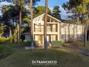 Venta Casa de 7 ambientes CON VISTA AL GOLF en Pinamar...