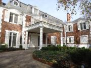 Venta casa de 8 dormitorios en Las Lomas de San Isidro....