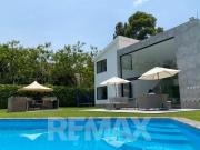 VENTA | Casa de Campo AMOBLADA en Condominio Exclusivo —...