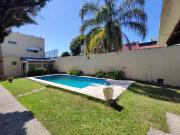 VENTA CASA DE CATEGORIA 4 AMB PILETA VILLA LUGANO