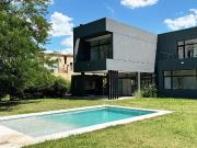 Venta Casa de diseño minimalista en Haras Santa María, 4...