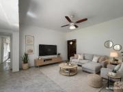 VENTA: Casa de dos dormitorios con pileta en Fisherton,...