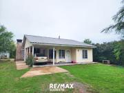 VENTA CASA DE DOS DORMITORIOS EN PAGO CHICO