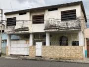 Venta casa de dos plantas de losa en Maldonado y Av. Del...