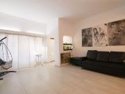 VENTA CASA DE DOS PLANTAS REFACCIONADA EN POMPEYA