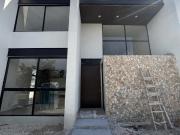 VENTA CASA DE LUJO 4 RECÁMARAS ALBERCA GRAN TERRENO Y...