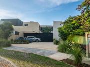 VENTA CASA DE LUJO 4 RECÁMARAS AMENIDADES PREMIUM...