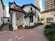 VENTA Casa de pasillo 2 dormitorios mas comodín Centro,...