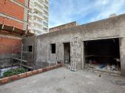 VENTA CASA DE PASILLO 3 DORMITORIOS COCHERA PATIO Y...