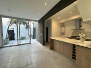 Venta Casa de pasillo 3 dormitorios Rosario Centro con...