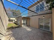 Venta casa de pasillo de 2 plantas zona Noroeste