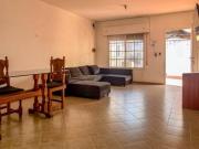 Venta Casa de pasillo NO PH 2 dormitorios con patio