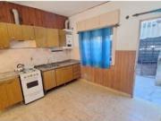 VENTA CASA DE PASILLO TRES DORMITORIOS Y COMODIN ZONA NORTE