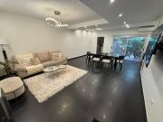 Venta Casa de tres dormitorios, cochera y terraza en...