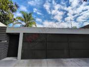 VENTA CASA DE UNA SAOLA PLANTA EN VILLAS DEL MESON CON...