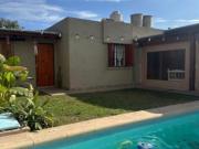 VENTA CASA DOS DORM, QUINCHO, PILETA B° CHATEAU